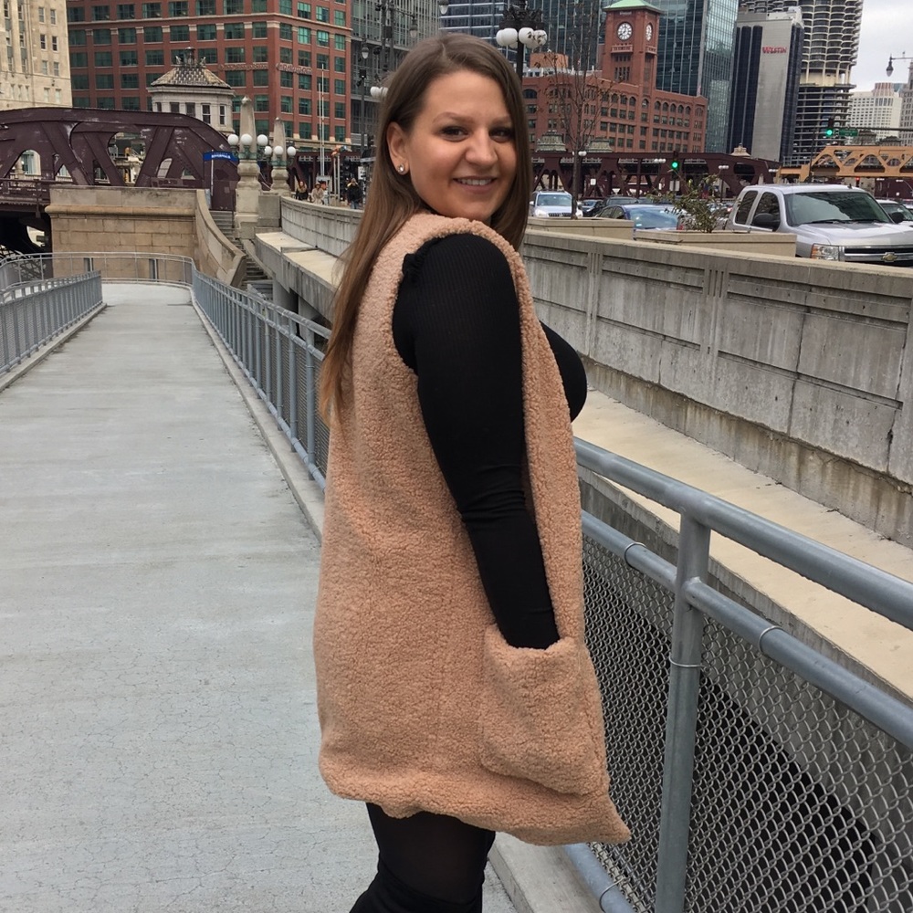 LAST ONE! Teddy vest - Picture 3 of 3